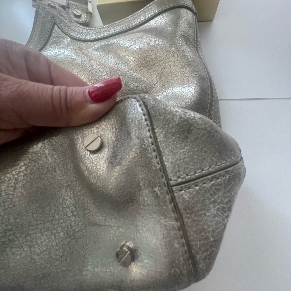 Tory Burch Metallic Silver Bombe handbag - Picture 4 of 14